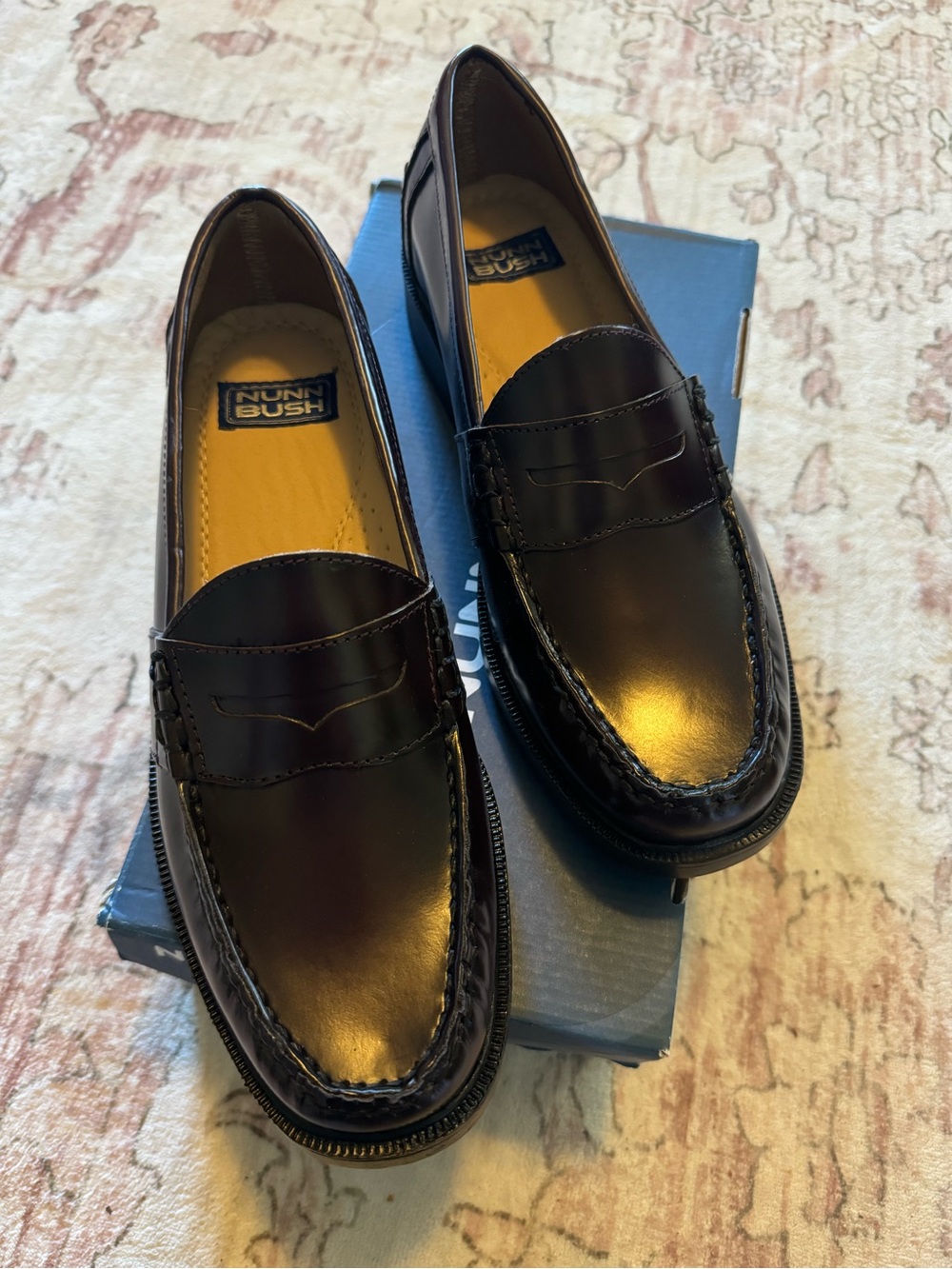 Nunn Bush Men’s Dark Burgundy Penny Loafers 10.5 85538